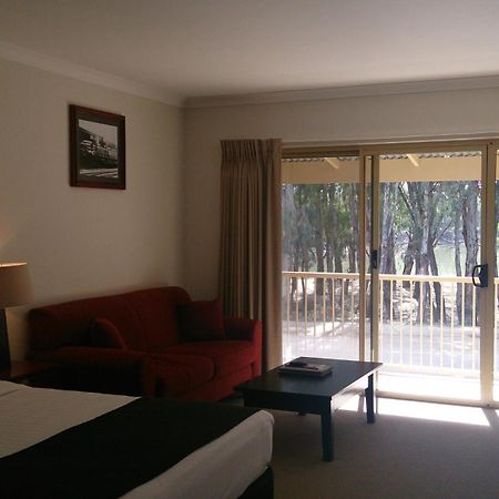 Murray Waters Motor Inn & Apartments Koondrook Room photo